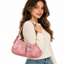 Sac Baguette Rose Verni – Élégance Vintage