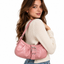 Sac Baguette Rose Verni – Élégance Vintage